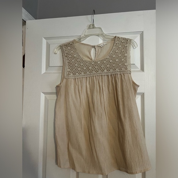 Maurice’s Shirt Bundle—Size L and XL - Picture 8 of 9